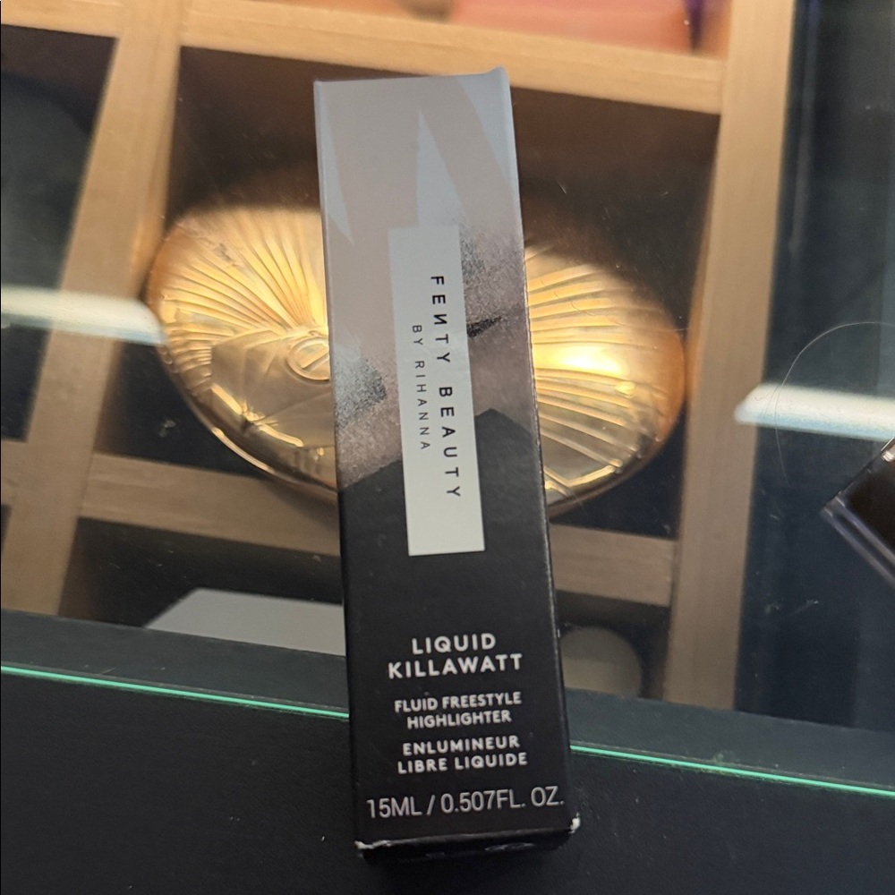 Fenty Beauty Liquid Killawatt Highlighter in Hustla Baby 2.0